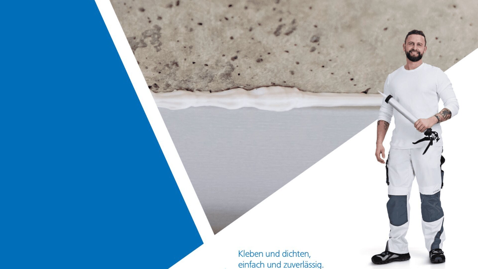 Ein lächelnder Mann in weißer Arbeitskleidung hält eine Kartuschenpistole; über ihm ist in Nahaufnahme das Verfugen zweier Oberflächen zu sehen. Blaue geometrische Formen rahmen das Bild ein. Unten ist teilweise deutscher Text sichtbar.